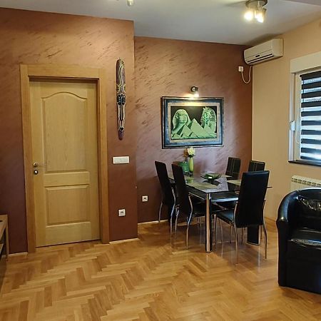Apartment Stefana Belgrad Exteriör bild