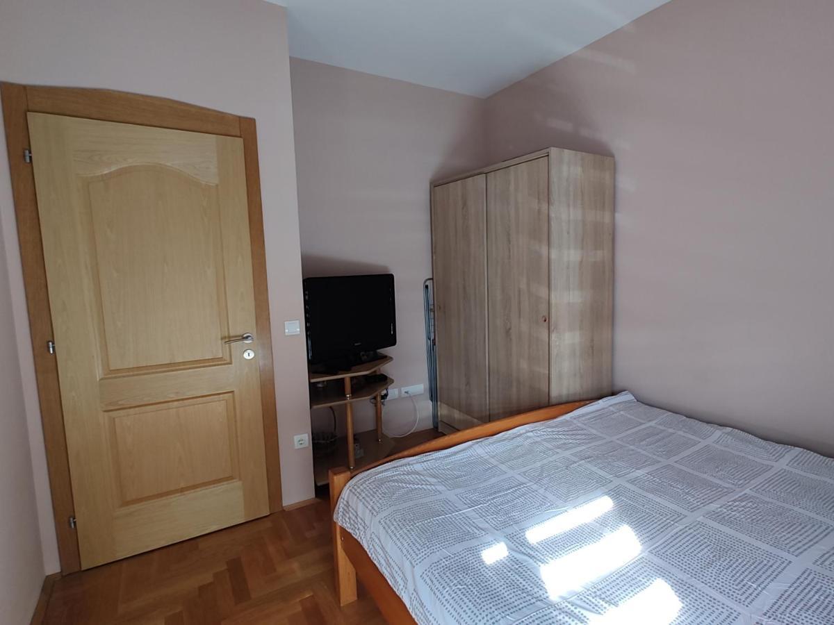 Apartment Stefana Belgrad Exteriör bild