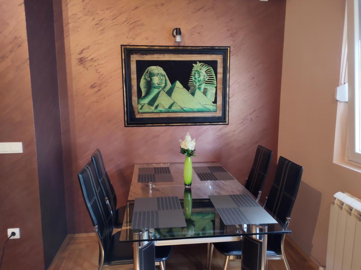 Apartment Stefana Belgrad Exteriör bild