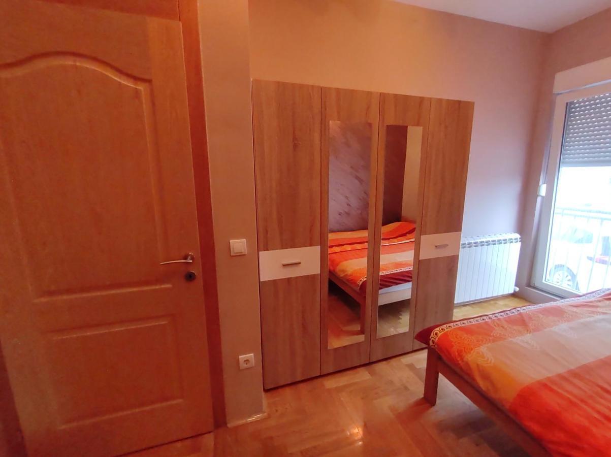 Apartment Stefana Belgrad Exteriör bild